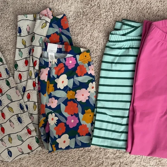 Girls Hanna Andersson Lot size 130 (8) lots of dresses, leggings, and tops - Picture 10 of 15